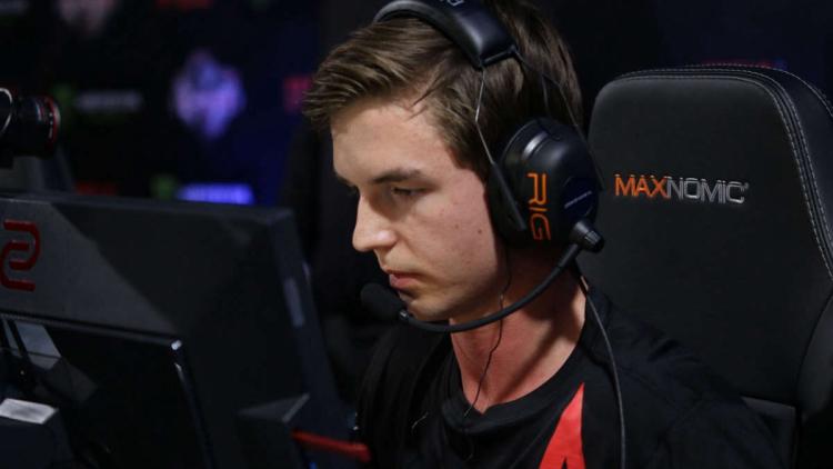 Astralis og NIP begynte å forhandle om en overføring device