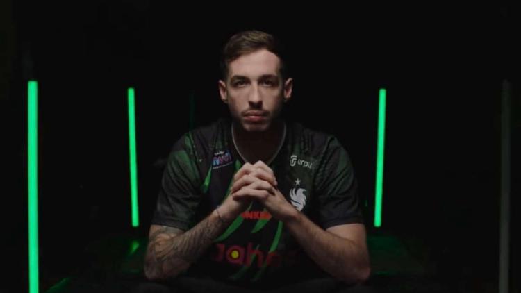 kennyS ble den nye snikskytteren Team Falcons