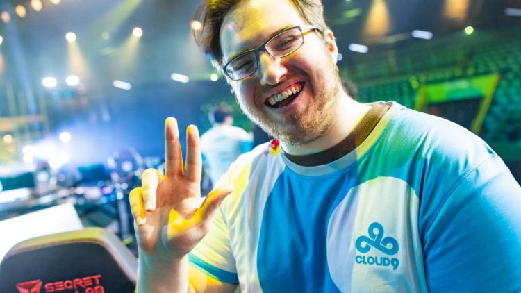 Rykter: yay kan forlate Cloud 9