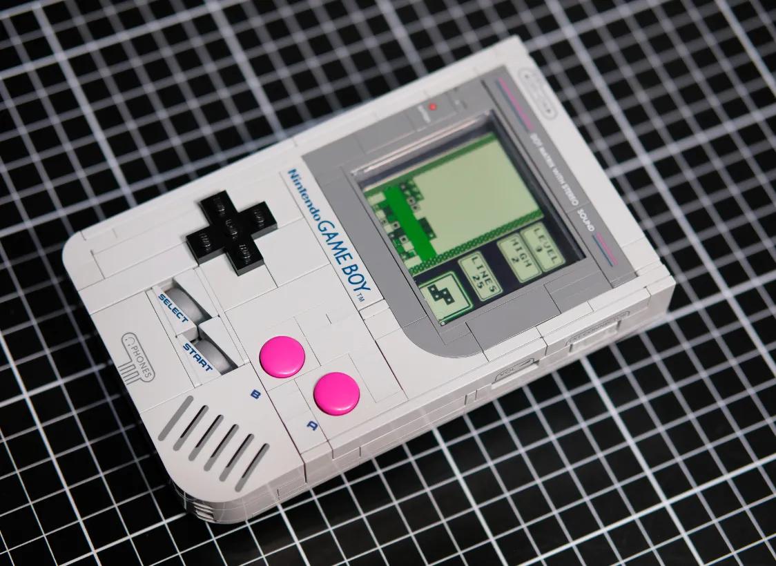 Legos Game Boy Replica Modded inn i en ekte fungerende konsoll