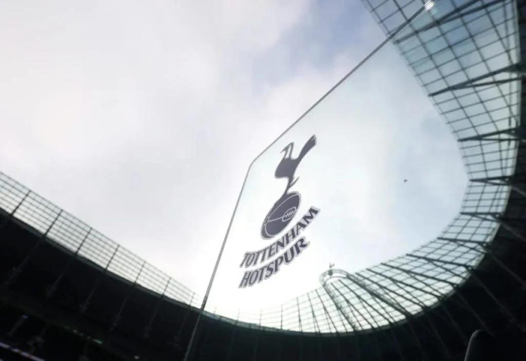 Tottenham Hotspur samarbeider med PlayVS om et amerikansk esportprosjekt