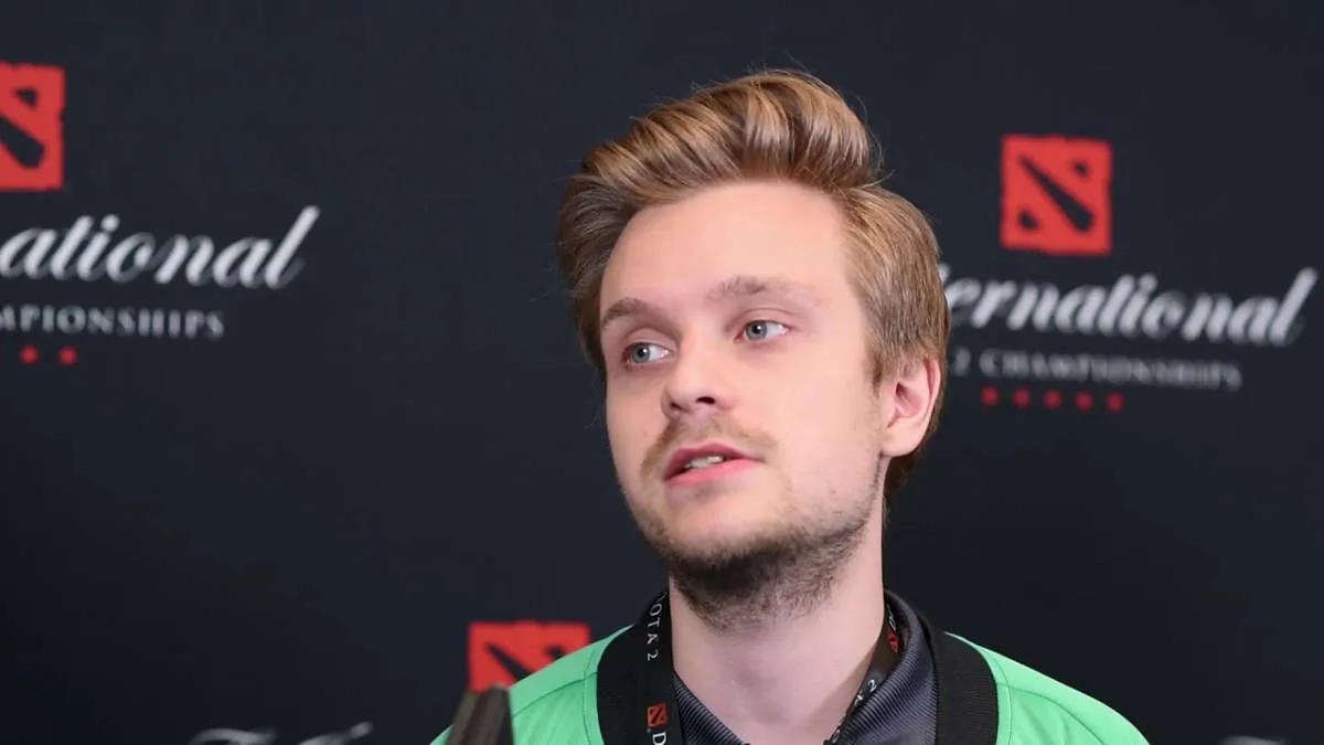 JerAx annonserte søket etter et nytt team