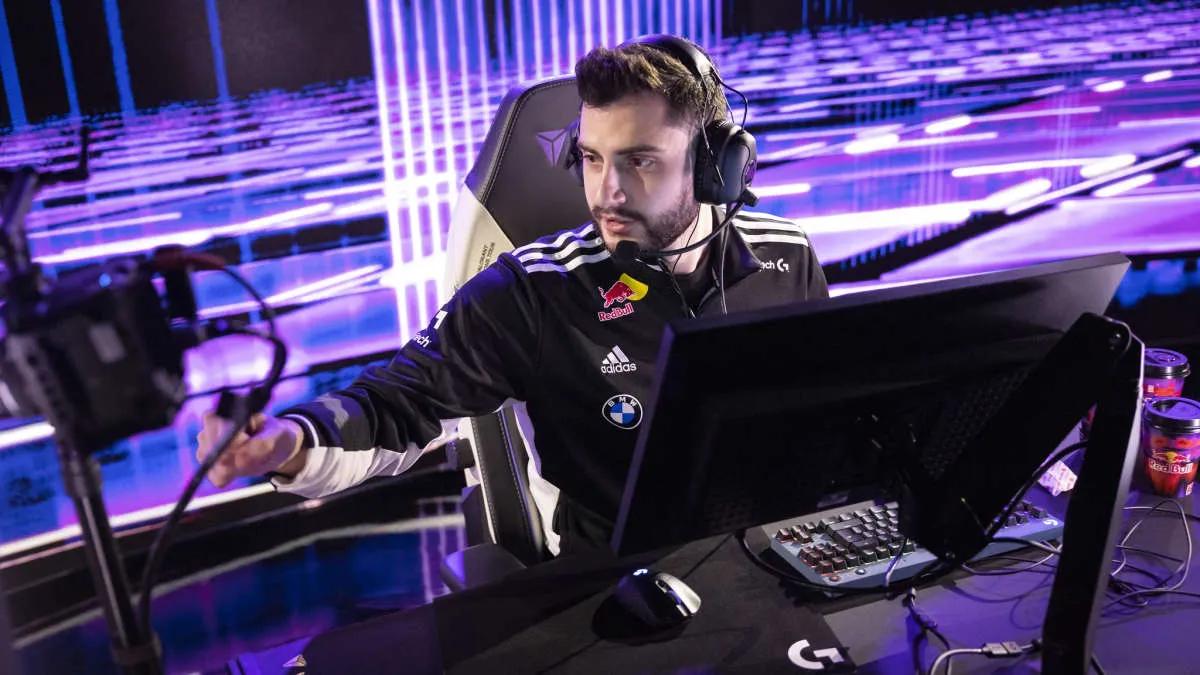 mixwell har kommet til enighet om å flytte til Team Heretics