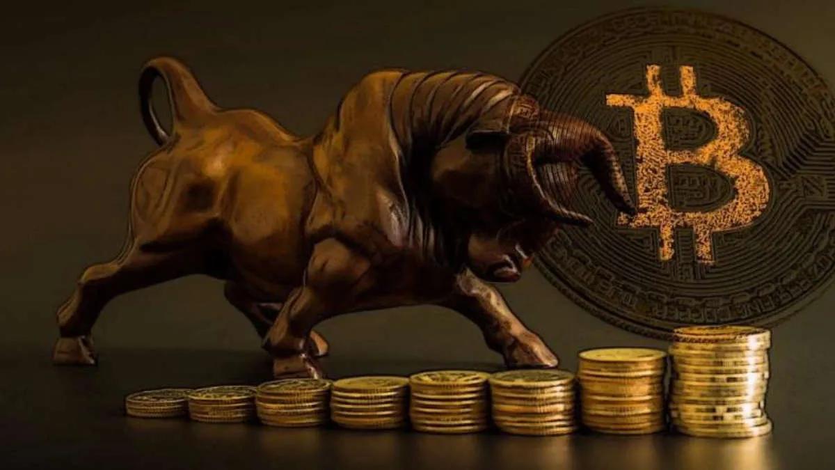 Bitcoin-prisen stiger til $18.200