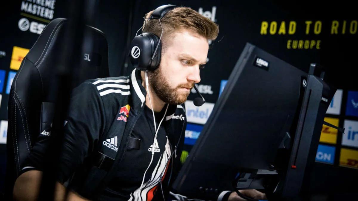 NiKo låser opp de 5 beste spillerne i 2022 i henhold til HLTV