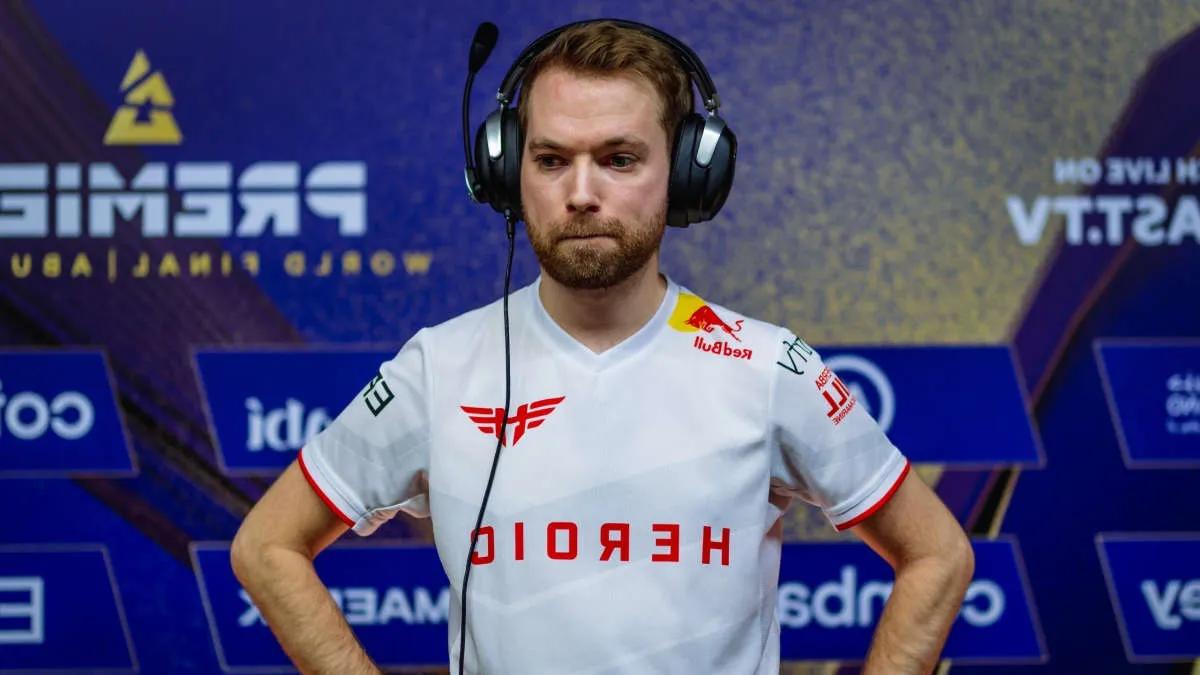 Xizt forlenger kontrakten med Heroic i to år