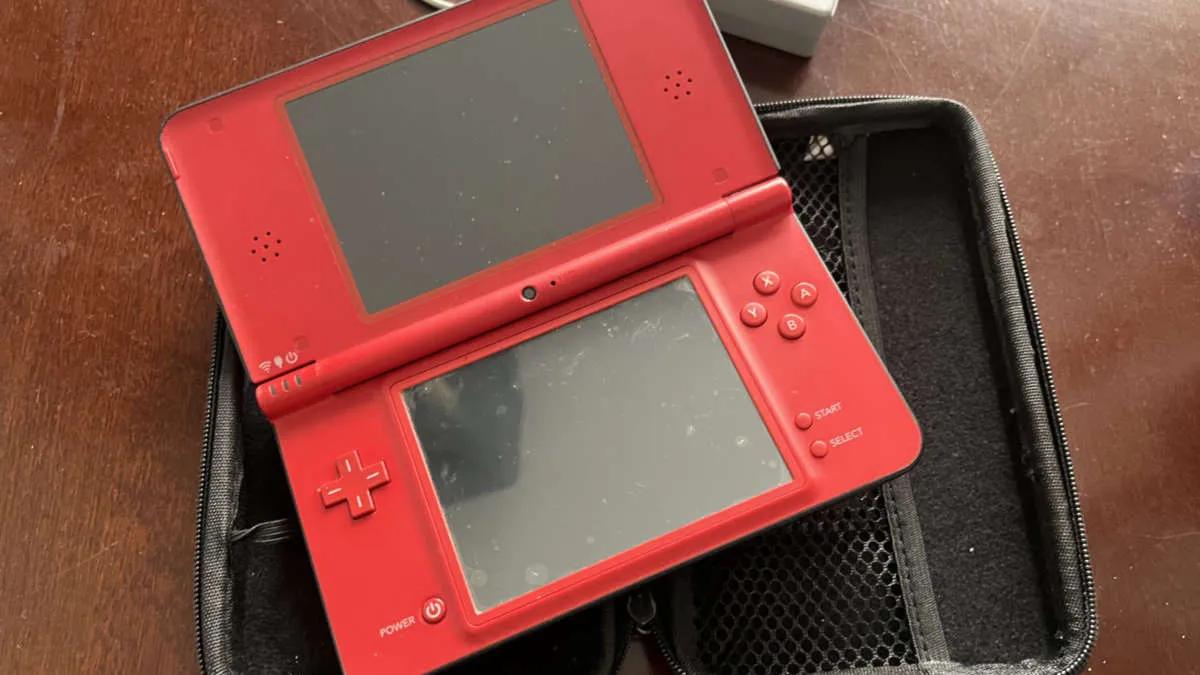 Unbelievable Discovery: Nintendo DS Missing for 16 Years Found in an Unexpected Location by Dedicated Gamer