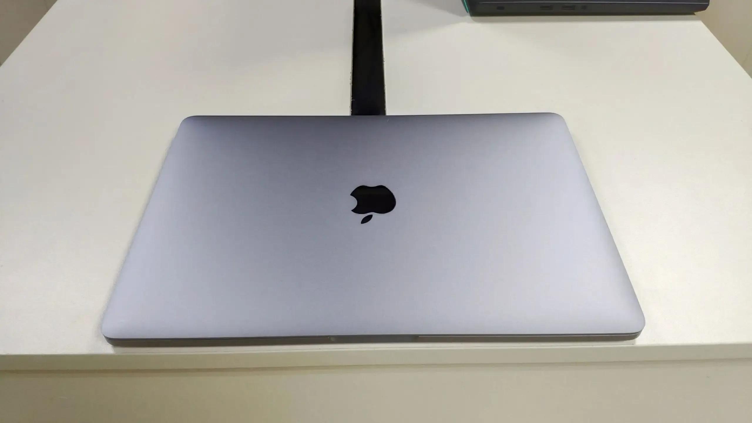 Apple utvikler angivelig sin første budsjett-Mac for å konkurrere med Chromebook