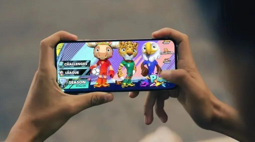 Motorola blir offisiell smarttelefonpartner for FIFA Heroes
