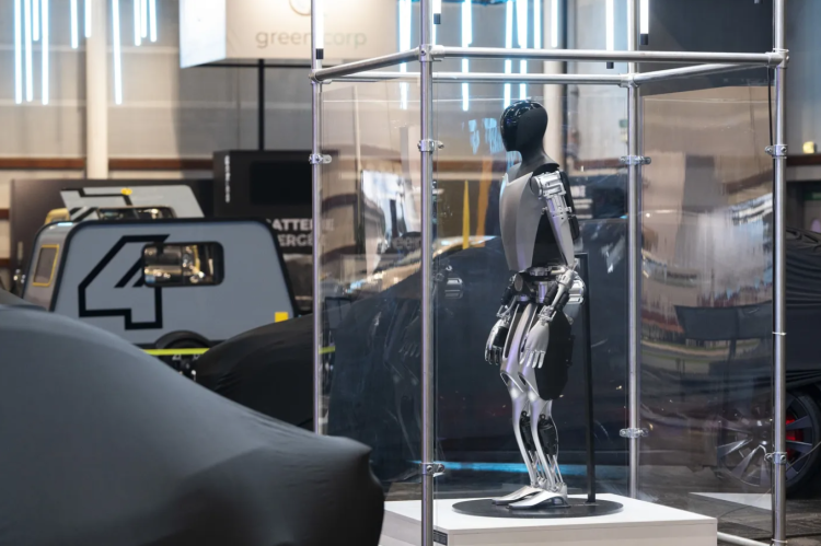 Meta’s Next Big Bet: AI-Powered Humanoid Robots 1